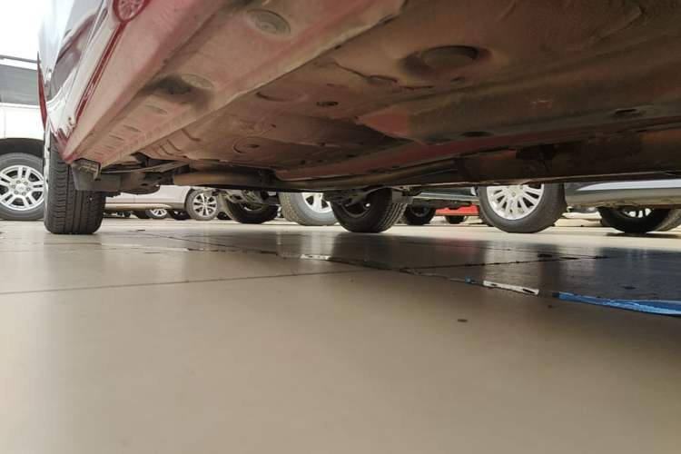 Used Toyota YARiS L Zhi Xuan 2015 1.5E Automatic Charm Edition Right Side Sill