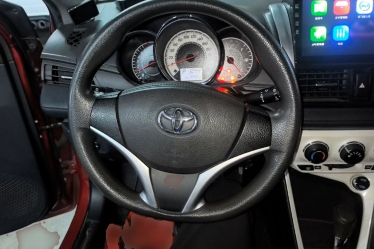 Used Toyota YARiS L Zhi Xuan 2015 1.5G Automatic Xuan Dong Sunroof Special Edition Steering Wheel