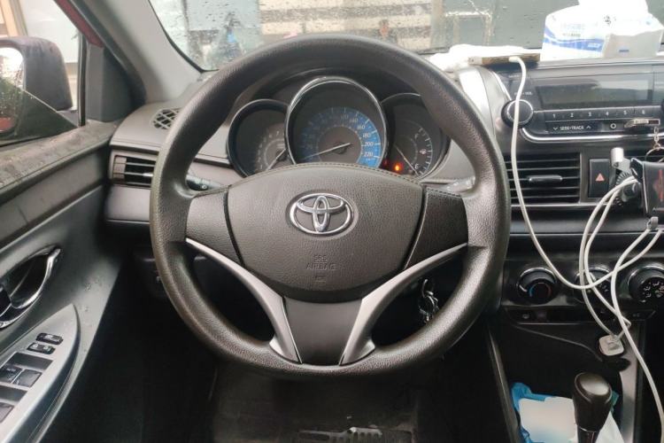 Used Toyota YARiS L Zhi Xuan 2015 1.5E Automatic Charm Edition Steering Wheel