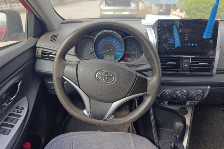 Used Toyota YARiS L Zhi Xuan 2015 1.5E Automatic Charm Edition Steering Wheel
