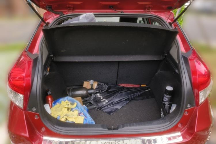 Used Toyota YARiS L Zhi Xuan 2015 1.5G Automatic Xuan Dong Sunroof Special Edition Trunk