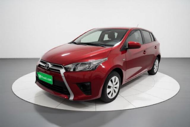 Ojetý Toyota YARiS L Zhi Xuan 2015 1.5E Automatic Charm Edition
