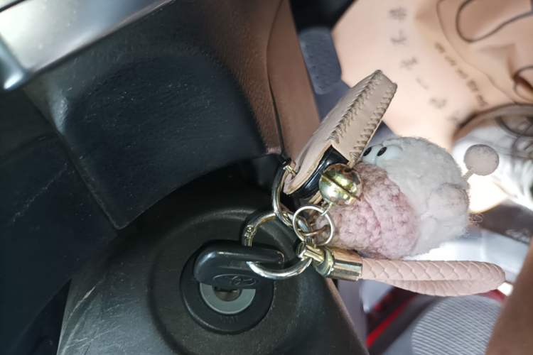 Used Toyota YARiS L Zhi Xuan 2015 1.5E Automatic Charm Edition Vehicle Key