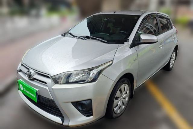 Ojetý Toyota YARiS L Zhi Xuan 2015 1.5E Automatic Charm Edition