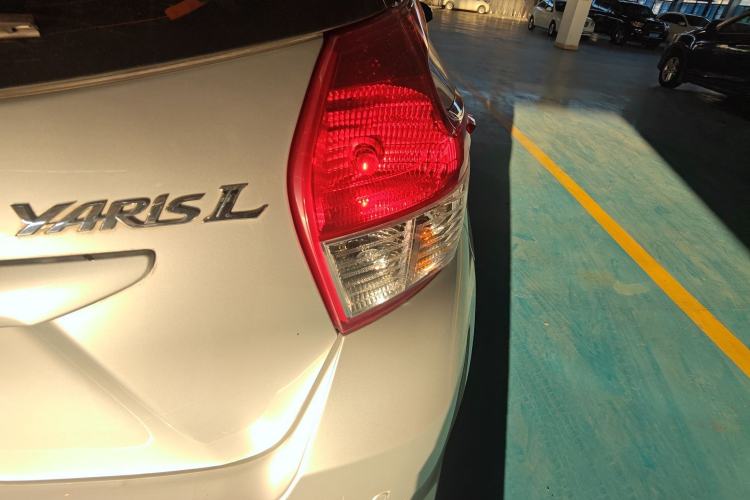 Used Toyota YARiS L Zhi Xuan 2015 1.5E Automatic Charm Edition Exterior 3