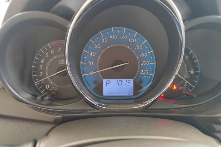 Used Toyota YARiS L Zhi Xuan 2015 1.5E Automatic Charm Edition Instrument Cluster