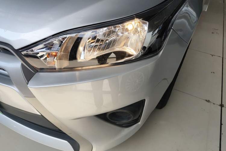 Used Toyota YARiS L Zhi Xuan 2015 1.5E Automatic Charm Edition Left Front Headlight