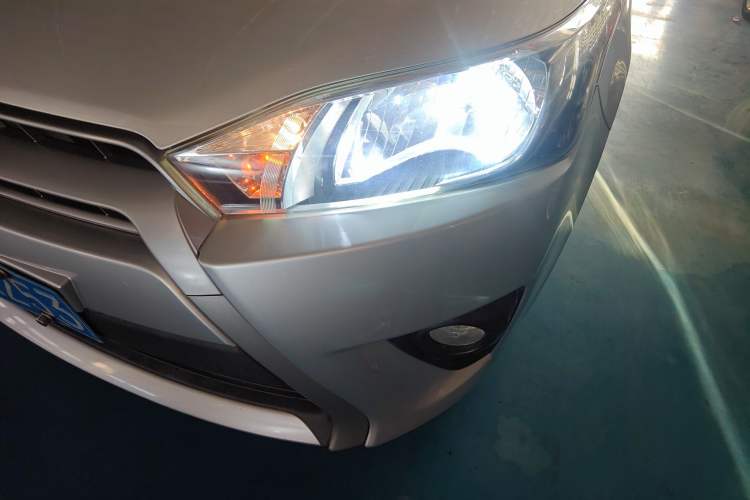 Used Toyota YARiS L Zhi Xuan 2015 1.5E Automatic Charm Edition Left Front Headlight