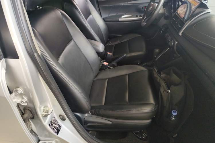Used Toyota YARiS L Zhi Xuan 2015 1.5E Automatic Charm Edition Right Front Seat
