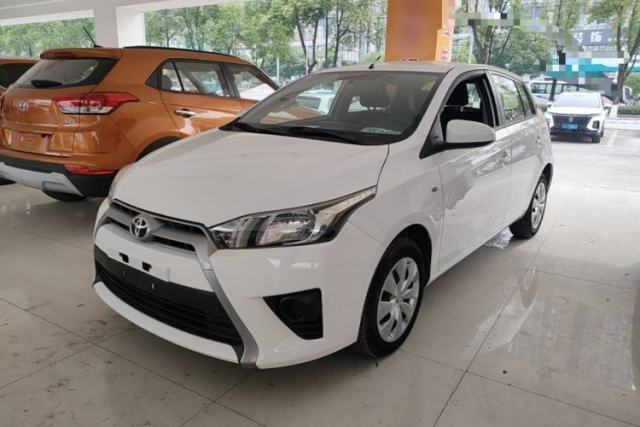 Used Toyota YARiS L Zhi Xuan 2015 1.5E Automatic Charm Edition