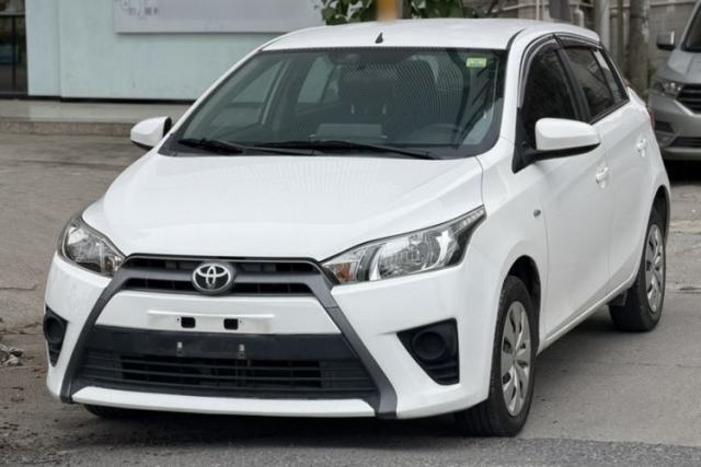 Used Toyota YARiS L Zhi Xuan 2015 1.5E Automatic Charm Edition
