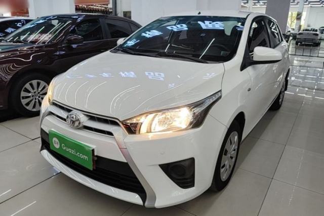 Toyota YARiS L Zhi Xuan 2015 1.5E Automatic Charm Edition с пробегом