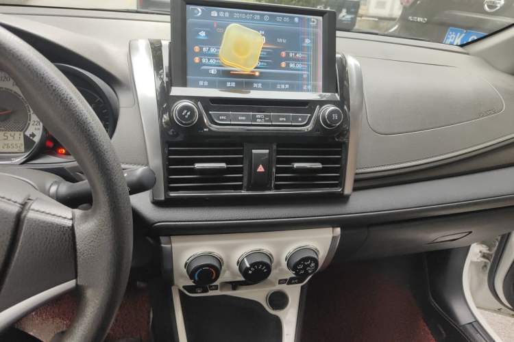 Used Toyota YARiS L Zhi Xuan 2015 1.5G Manual Xuan Dong Sunroof Special Edition Audio And AC Panel