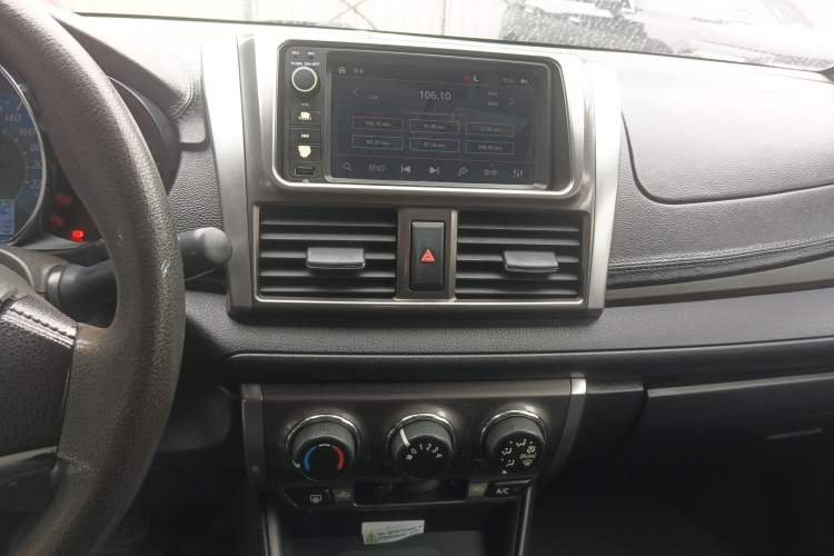 Used Toyota YARiS L Zhi Xuan 2015 1.5E Automatic Charm Edition Audio And AC Panel