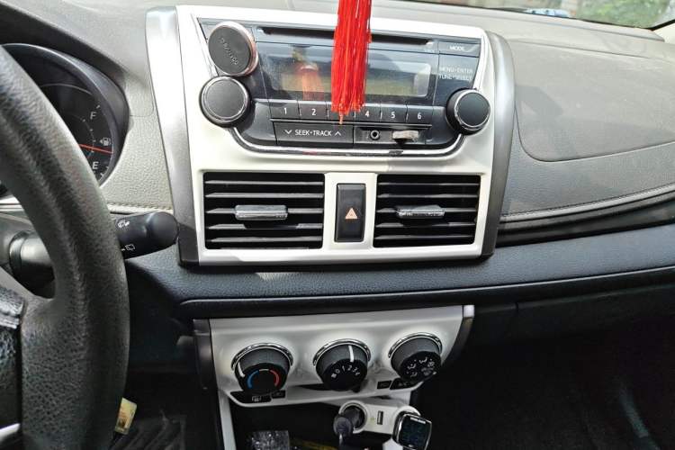 Used Toyota YARiS L Zhi Xuan 2015 1.5G Automatic Xuan Dong Sunroof Special Edition Audio And AC Panel