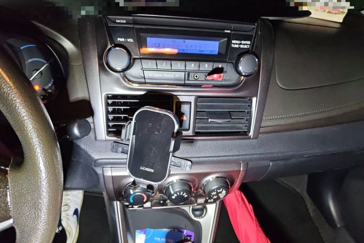 Used Toyota YARiS L Zhi Xuan 2015 1.5E Automatic Charm Edition Audio And AC Panel