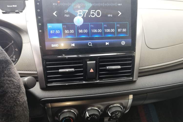 Used Toyota YARiS L Zhi Xuan 2015 1.5E Automatic Charm Edition Audio And AC Panel