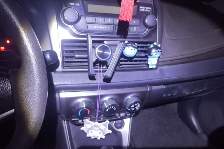 Used Toyota YARiS L Zhi Xuan 2015 1.5E Automatic Charm Edition Audio And AC Panel