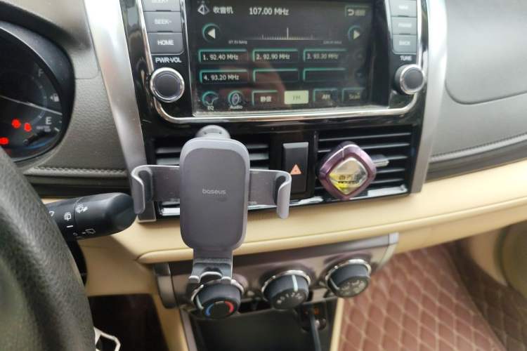 Used Toyota YARiS L Zhi Xuan 2015 1.5E Automatic Charm Edition Audio And AC Panel