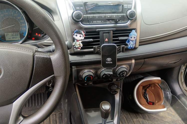 Used Toyota YARiS L Zhi Xuan 2015 1.5E Automatic Charm Edition Audio And AC Panel