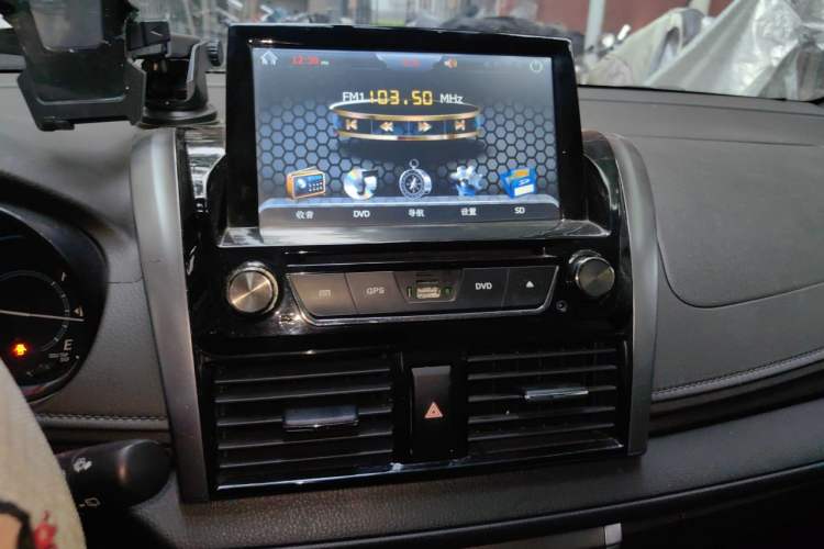 Used Toyota YARiS L Zhi Xuan 2015 1.5E Automatic Charm Edition Audio And AC Panel
