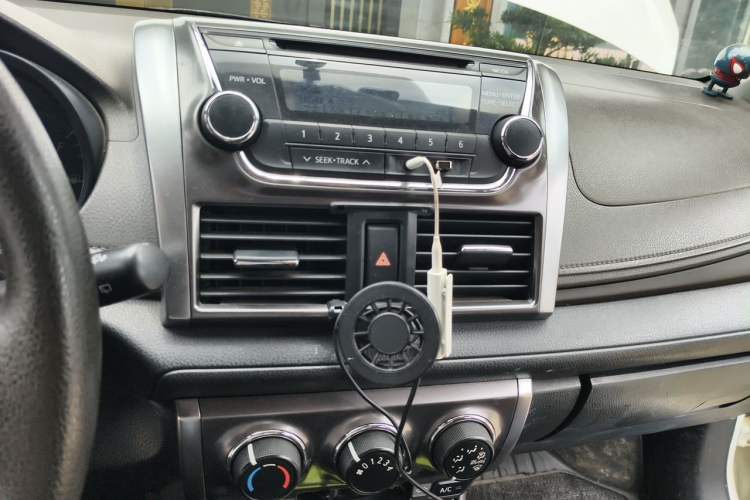 Used Toyota YARiS L Zhi Xuan 2015 1.5E Automatic Charm Edition Audio And AC Panel