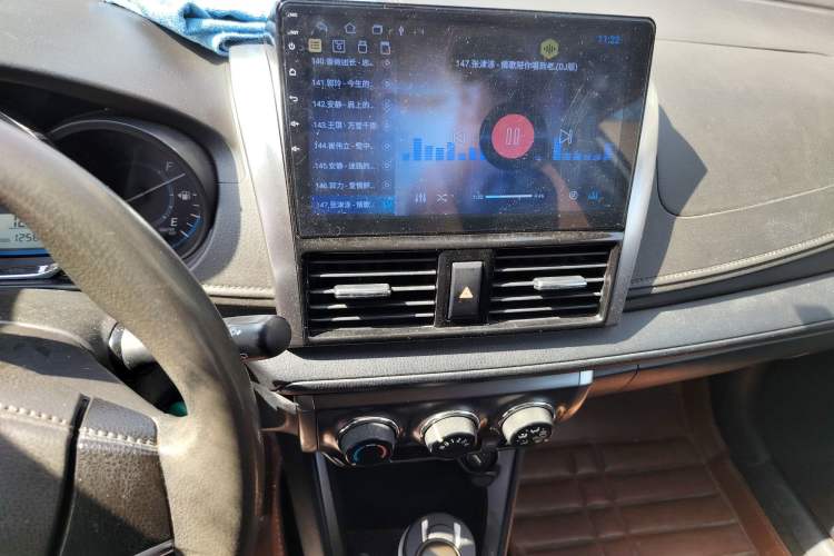 Used Toyota YARiS L Zhi Xuan 2015 1.5E Automatic Charm Edition Audio And AC Panel