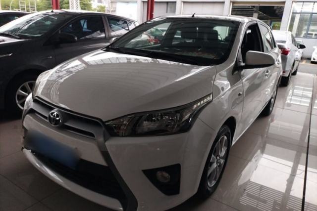 Ojetý Toyota YARiS L Zhi Xuan 2015 1.5G Automatic Xuan Dong Sunroof Special Edition