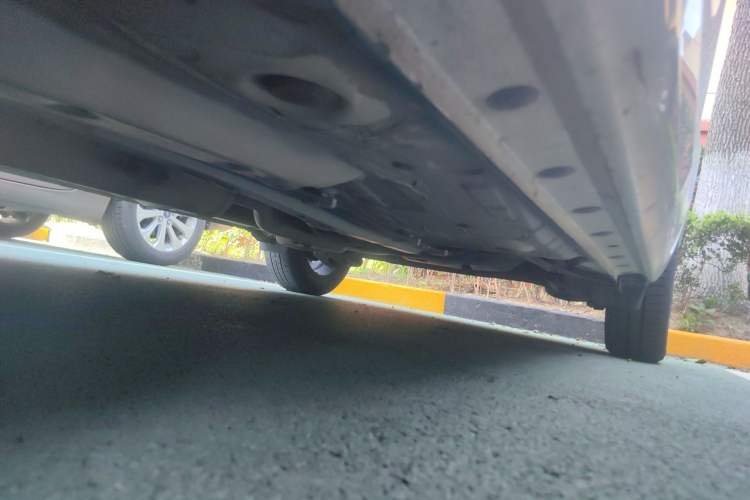 Used Toyota YARiS L Zhi Xuan 2015 1.5E Automatic Charm Edition Chassis Front Left