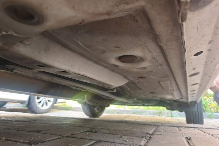 Used Toyota YARiS L Zhi Xuan 2015 1.5E Automatic Charm Edition Chassis Front Left