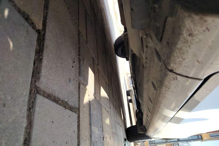 Used Toyota YARiS L Zhi Xuan 2015 1.5E Automatic Charm Edition Chassis Front Left