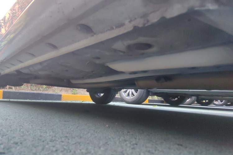 Used Toyota YARiS L Zhi Xuan 2015 1.5E Automatic Charm Edition Chassis Front Right