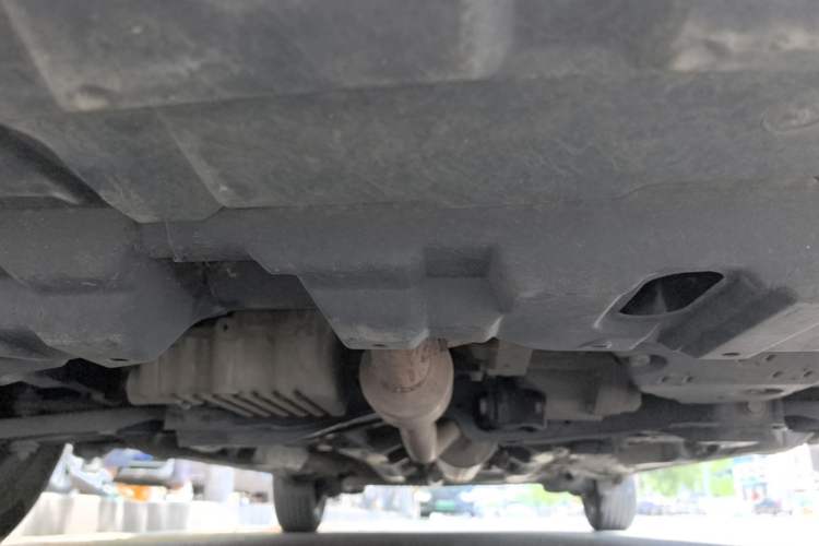 Used Toyota YARiS L Zhi Xuan 2015 1.5E Automatic Charm Edition Chassis Front