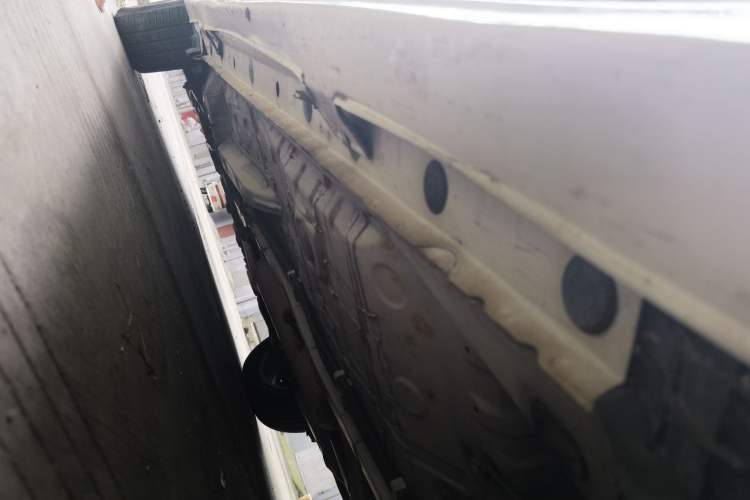 Used Toyota YARiS L Zhi Xuan 2015 1.5G Automatic Xuan Dong Sunroof Special Edition Chassis Rear Left