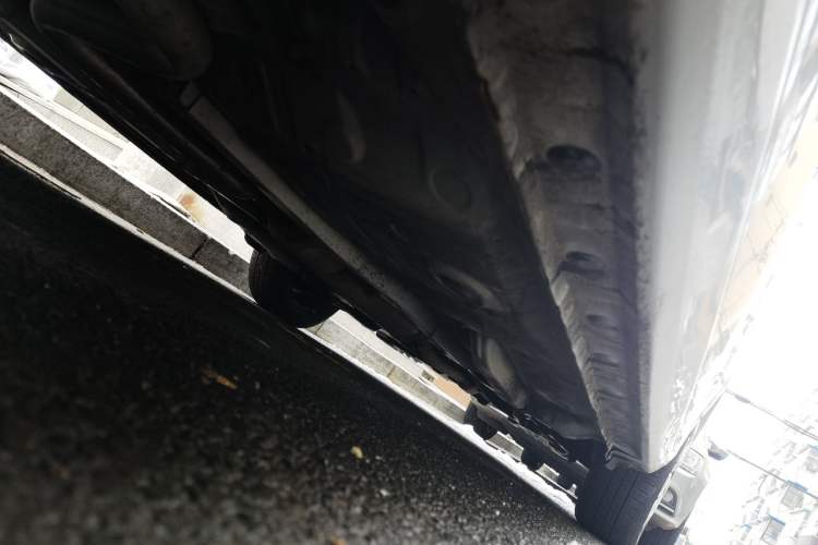 Used Toyota YARiS L Zhi Xuan 2015 1.5E Automatic Charm Edition Chassis Rear Right