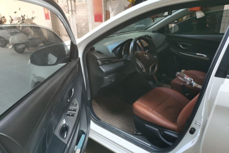 Used Toyota YARiS L Zhi Xuan 2015 1.5E Automatic Charm Edition Driver Seat