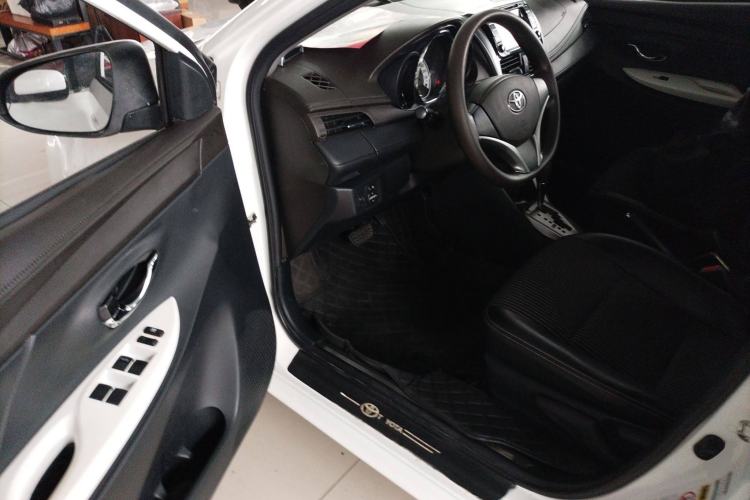 Used Toyota YARiS L Zhi Xuan 2015 1.5G Automatic Xuan Dong Sunroof Special Edition Driver Seat