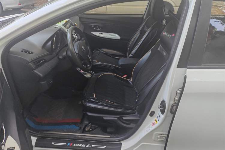 Used Toyota YARiS L Zhi Xuan 2015 1.5G Automatic Xuan Dong Sunroof Special Edition Driver Seat
