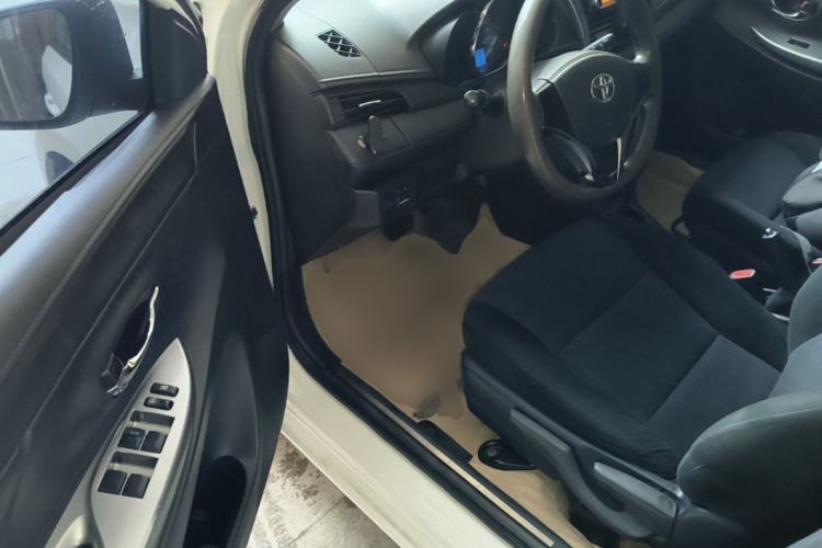 Used Toyota YARiS L Zhi Xuan 2015 1.5E Automatic Charm Edition Driver Seat