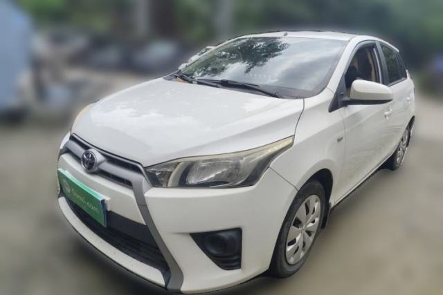 Used Toyota YARiS L Zhi Xuan 2015 1.5E Automatic Charm Edition