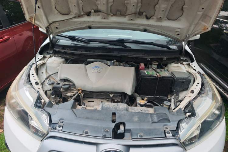 Used Toyota YARiS L Zhi Xuan 2015 1.5E Automatic Charm Edition Engine Bay
