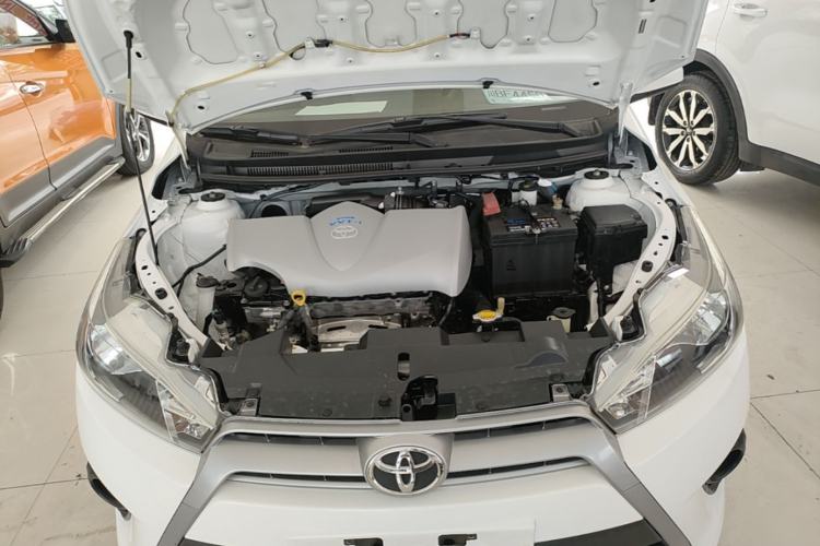 Used Toyota YARiS L Zhi Xuan 2015 1.5E Automatic Charm Edition Engine Bay
