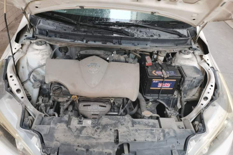 Used Toyota YARiS L Zhi Xuan 2015 1.5E Automatic Charm Edition Engine Bay