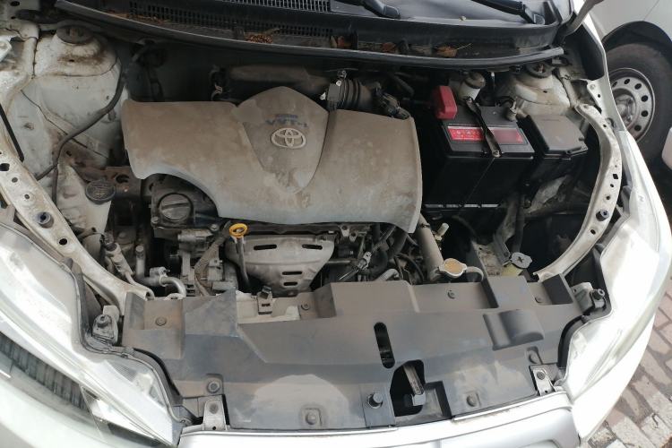 Used Toyota YARiS L Zhi Xuan 2015 1.5E Automatic Charm Edition Engine Bay