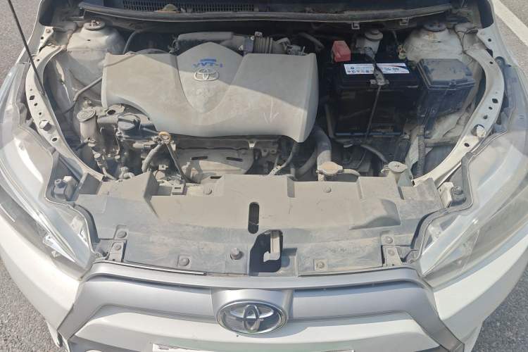 Used Toyota YARiS L Zhi Xuan 2015 1.5G Manual Xuan Dong Sunroof Special Edition Engine Bay