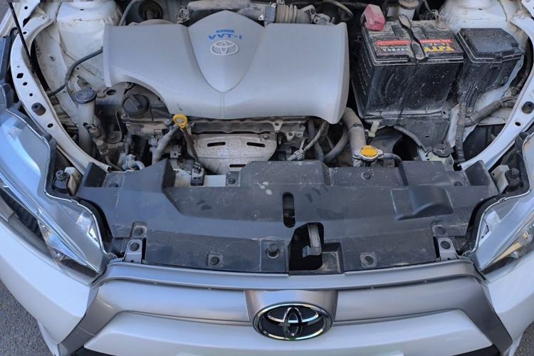 Used Toyota YARiS L Zhi Xuan 2015 1.5E Automatic Charm Edition Engine Bay