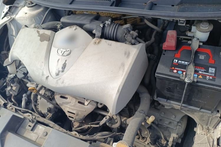 Used Toyota YARiS L Zhi Xuan 2015 1.5E Automatic Charm Edition Engine Bay