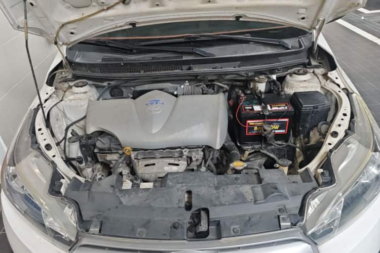 Used Toyota YARiS L Zhi Xuan 2015 1.5E Automatic Charm Edition Engine Bay
