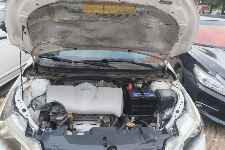 Used Toyota YARiS L Zhi Xuan 2015 1.5E Automatic Charm Edition Engine Bay