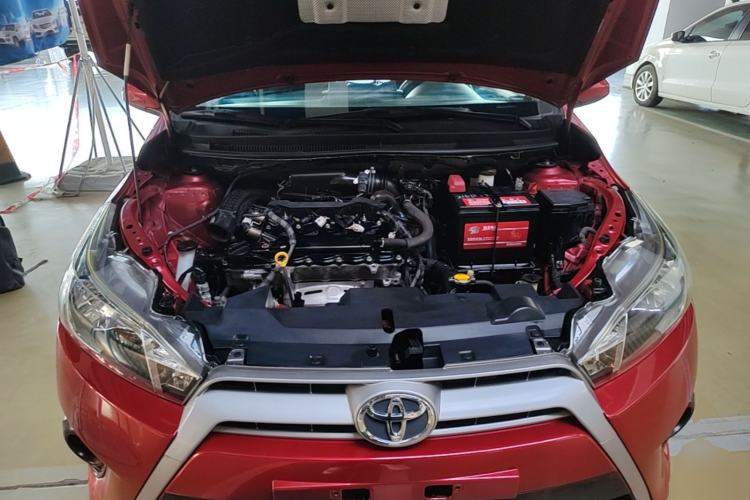 Used Toyota YARiS L Zhi Xuan 2015 1.5E Automatic Charm Edition Engine Bay